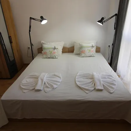 Menada Aphrodite Appartement *