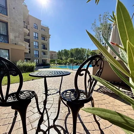Menada Aphrodite Apartamento *
