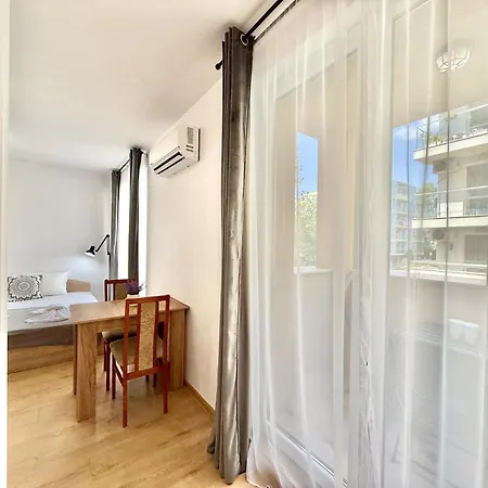 Menada Aphrodite Сонячний Берег