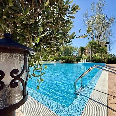 Апартаменти Menada Aphrodite *