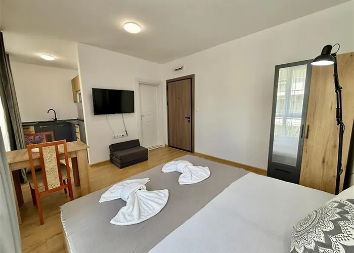 Menada Aphrodite Apartamento