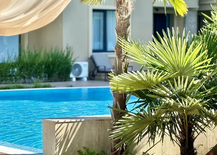 Menada Aphrodite Apartamento